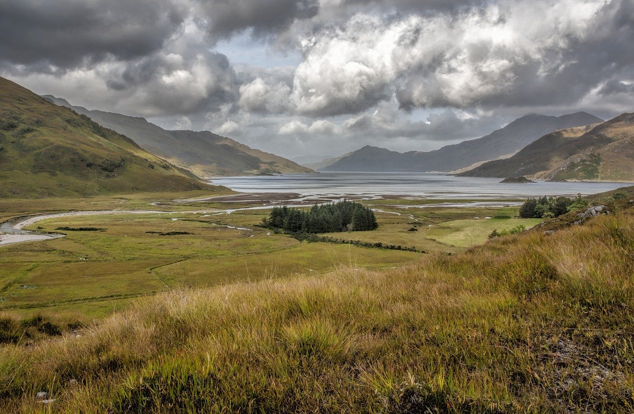 Loch Hourn, Scottish Highlands by indianabones on Pixabay