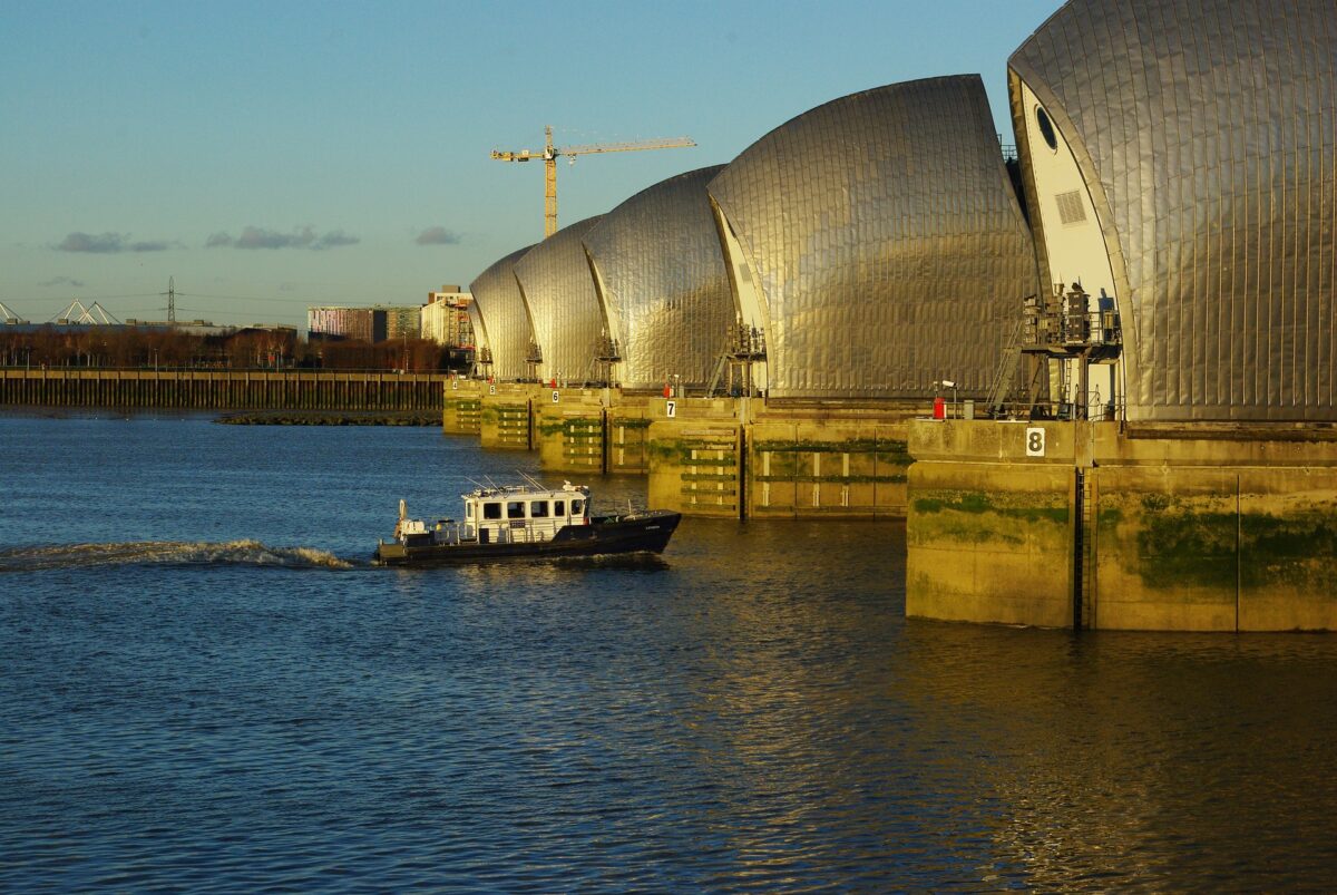 Image showing the Thames Barrier by Derek Sewell from Pixabay